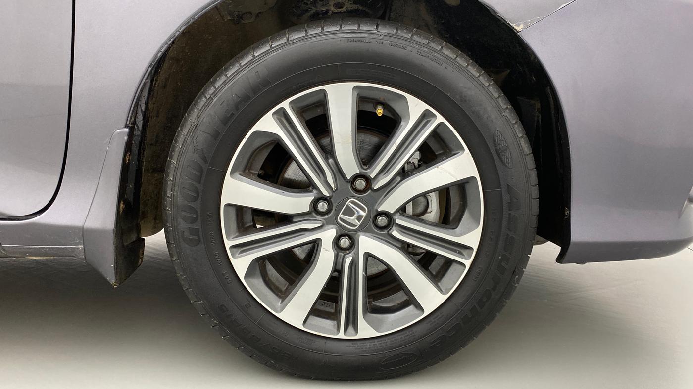2017 Honda City V MT PETROL, Petrol, Manual, 51,611 km, Right Front Wheel