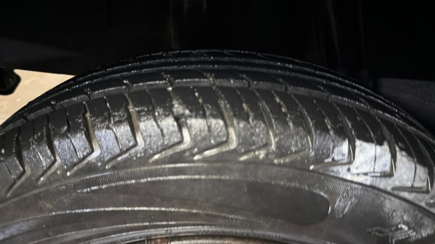 2018 Renault Kwid RXL 1.0, CNG, Manual, 49,487 km, Right Rear Tyre Tread