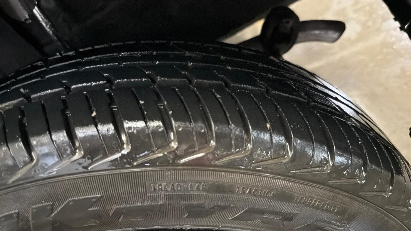 2018 Renault Kwid RXL 1.0, CNG, Manual, 49,487 km, Left Rear Tyre Tread
