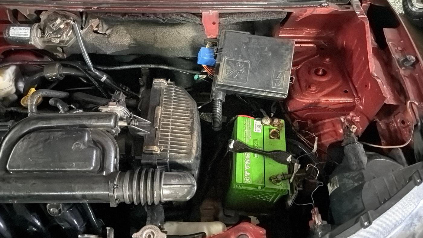 2018 Renault Kwid RXL 1.0, CNG, Manual, 49,487 km, Engine View - Left
