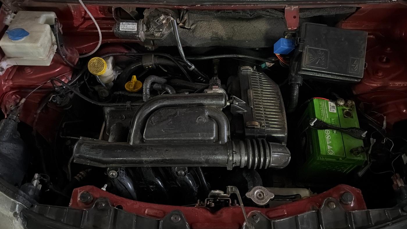 2018 Renault Kwid RXL 1.0, CNG, Manual, 49,487 km, Engine View