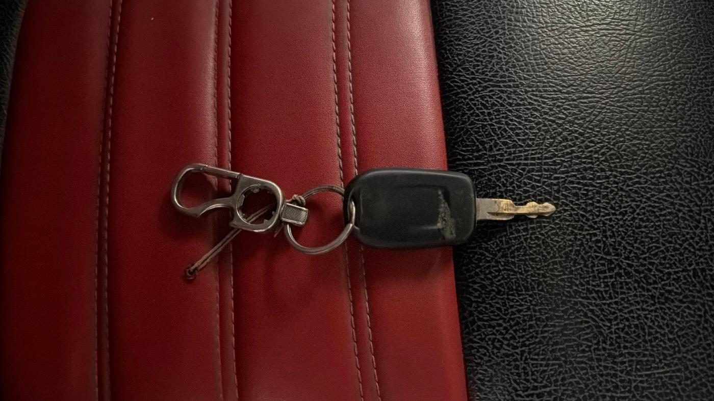 2018 Renault Kwid RXL 1.0, CNG, Manual, 49,487 km, Key Close Up