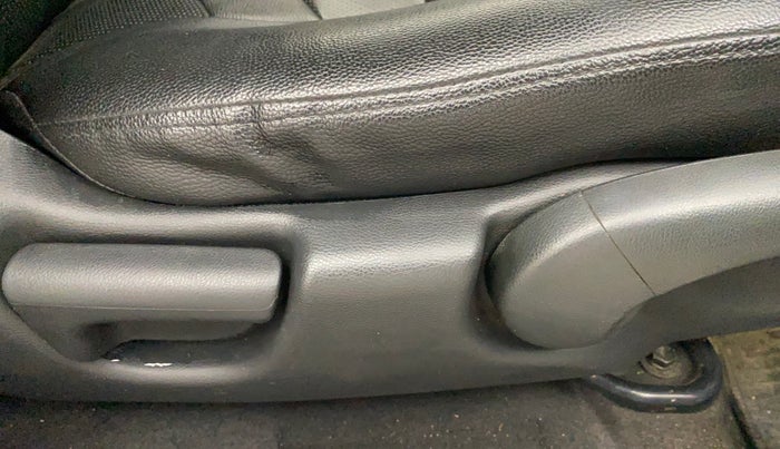 2019 Honda Jazz 1.2L I-VTEC VX, Petrol, Manual, 1,09,295 km, Driver Side Adjustment Panel