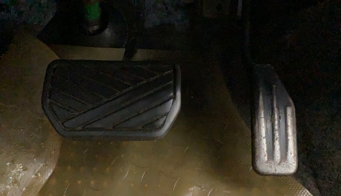 2011 Maruti A Star VXI (ABS) AT, Petrol, Automatic, 45,654 km, Pedals