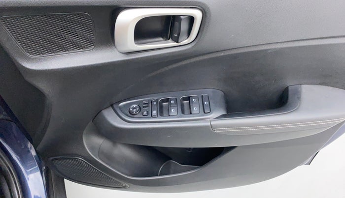 2020 Hyundai VENUE 1.0 turbo GDI IMT SX O, Petrol, Manual, 22,778 km, Driver Side Door Panels Control