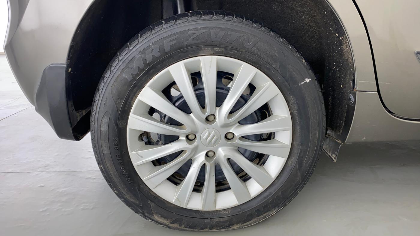 2019 Maruti Baleno DELTA 1.2 K12, Petrol, Manual, 30,729 km, Right Rear Wheel