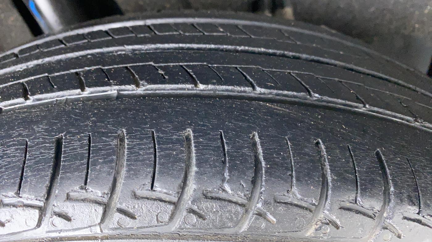 2019 Maruti Baleno DELTA 1.2 K12, Petrol, Manual, 30,729 km, Right Rear Tyre Tread