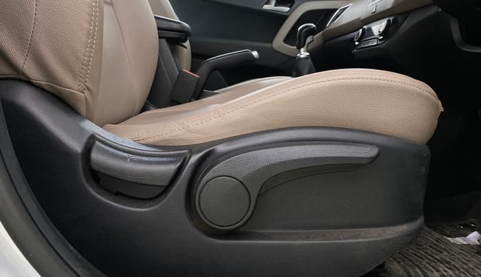 2019 Hyundai Creta SX 1.6 PETROL, Petrol, Manual, 49,085 km, Driver Side Adjustment Panel