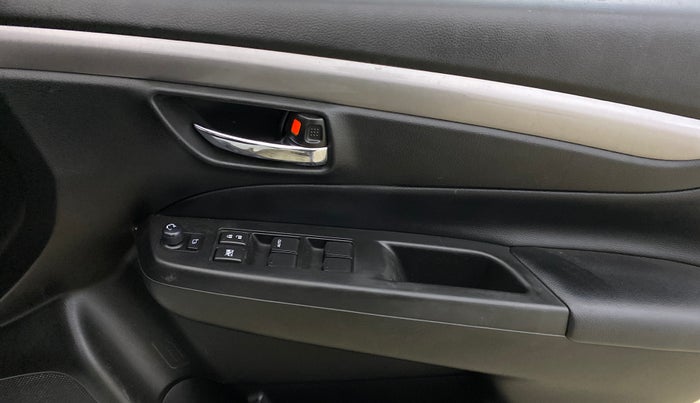 2017 Maruti Ciaz S 1.4 MT PETROL, Petrol, Manual, 53,895 km, Driver Side Door Panels Control