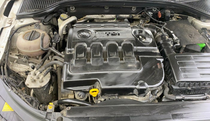 2016 Skoda Octavia 2.0 TDI CR STYLE PLUS AT, Diesel, Automatic, 60,469 km, Engine View - Right