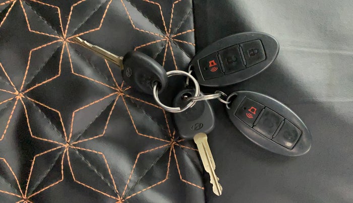 2018 Hyundai Xcent E+, Petrol, Manual, 87,037 km, Key Close Up