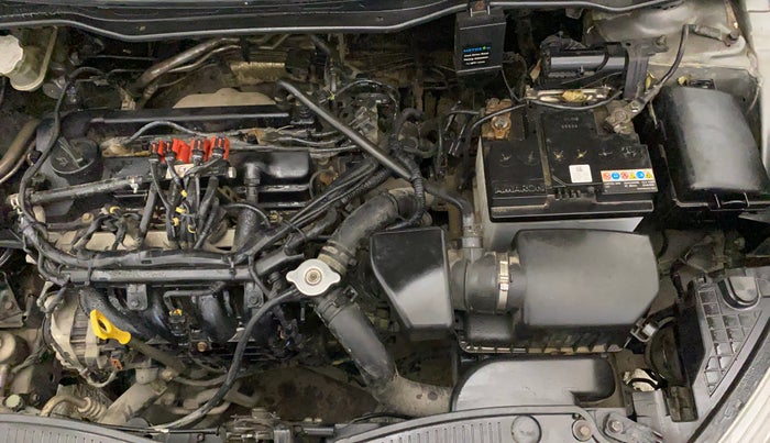 2012 Hyundai i20 SPORTZ 1.2, CNG, Manual, 1,20,834 km, Engine View - Left