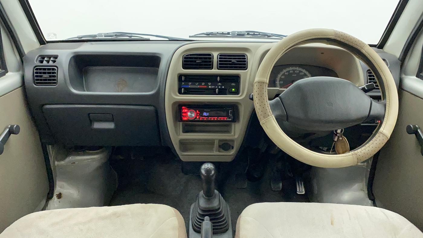 2014 Maruti Eeco 5 STR WITH A/C+HTR, CNG, Manual, 53,994 km, Dashboard