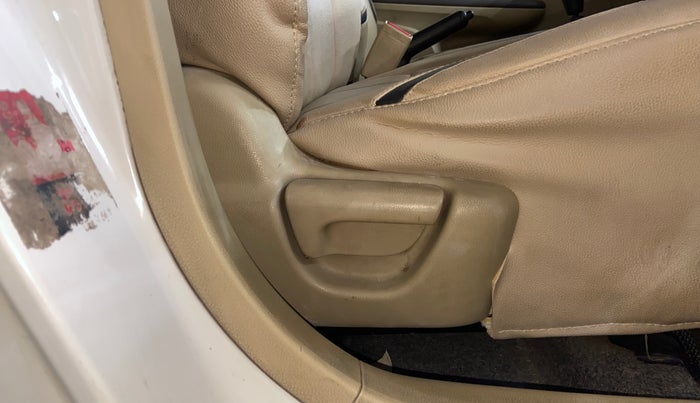 2013 Honda Amaze 1.2L I-VTEC EX, Petrol, Manual, 76,793 km, Driver Side Adjustment Panel