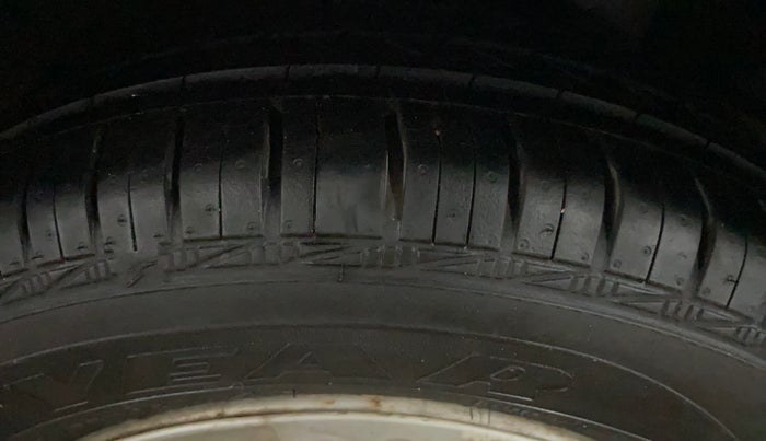 2013 Honda Amaze 1.2L I-VTEC EX, Petrol, Manual, 76,793 km, Left Rear Tyre Tread