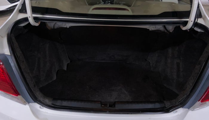 2013 Honda Amaze 1.2L I-VTEC EX, Petrol, Manual, 76,793 km, Boot Inside