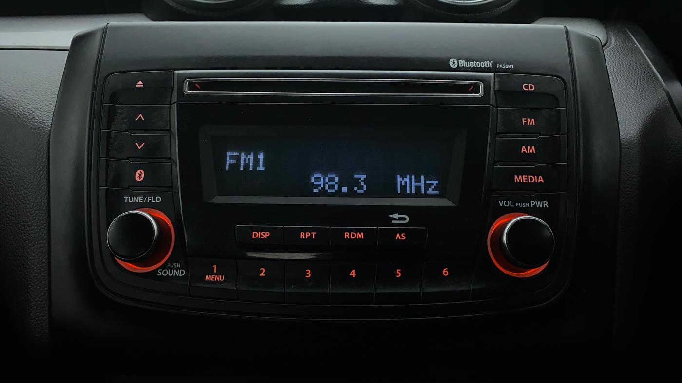2018 Maruti Swift VXI D, Petrol, Manual, 83,843 km, Infotainment System