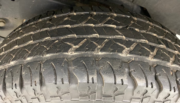 2020 Mahindra Thar LX  P 4WD AT CONVERTIBLE, Petrol, Automatic, 13,879 km, Left Rear Tyre Tread