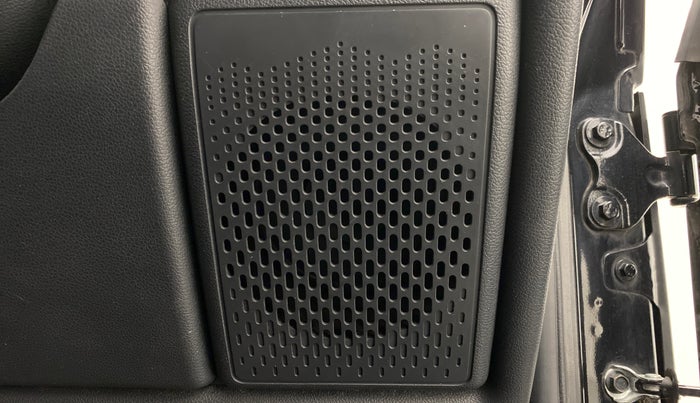 2020 Mahindra Thar LX  P 4WD AT CONVERTIBLE, Petrol, Automatic, 13,879 km, Speaker