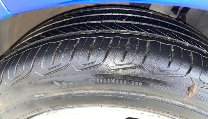 2018 Ford Ecosport TITANIUM + 1.5L DIESEL, Diesel, Manual, 95,262 km, Left Front Tyre Tread