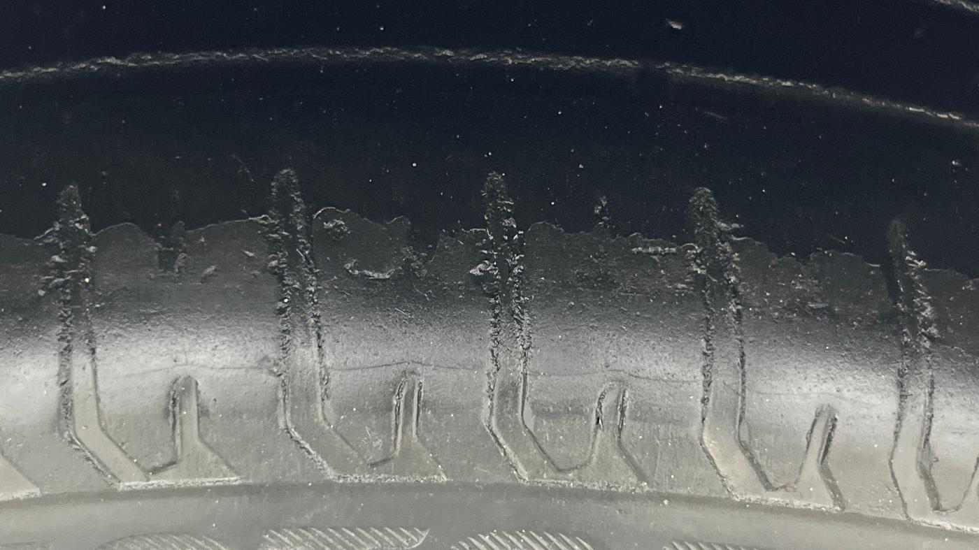 2018 Maruti Dzire ZXI, Petrol, Manual, 80,091 km, Left Front Tyre Tread