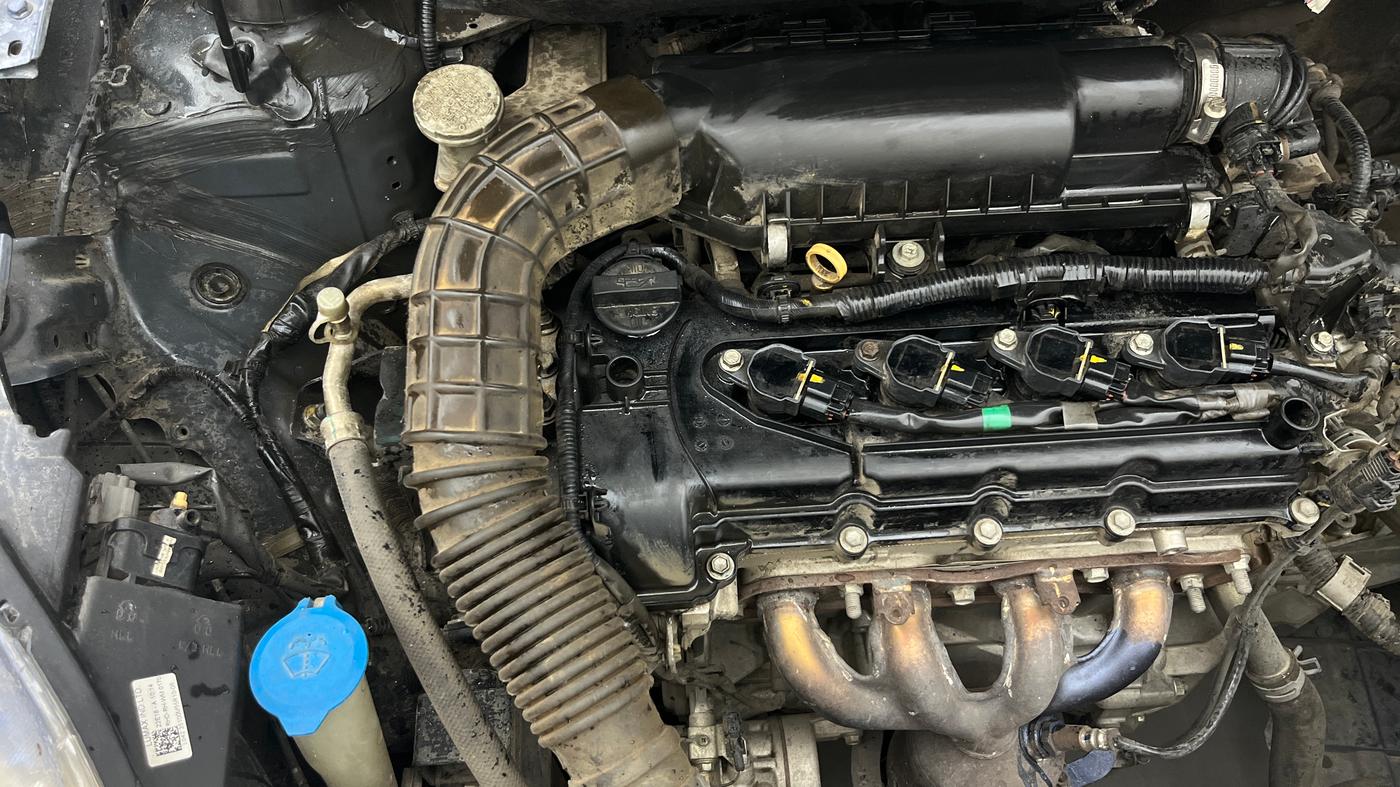 2018 Maruti Dzire ZXI, Petrol, Manual, 80,091 km, Engine View - Right