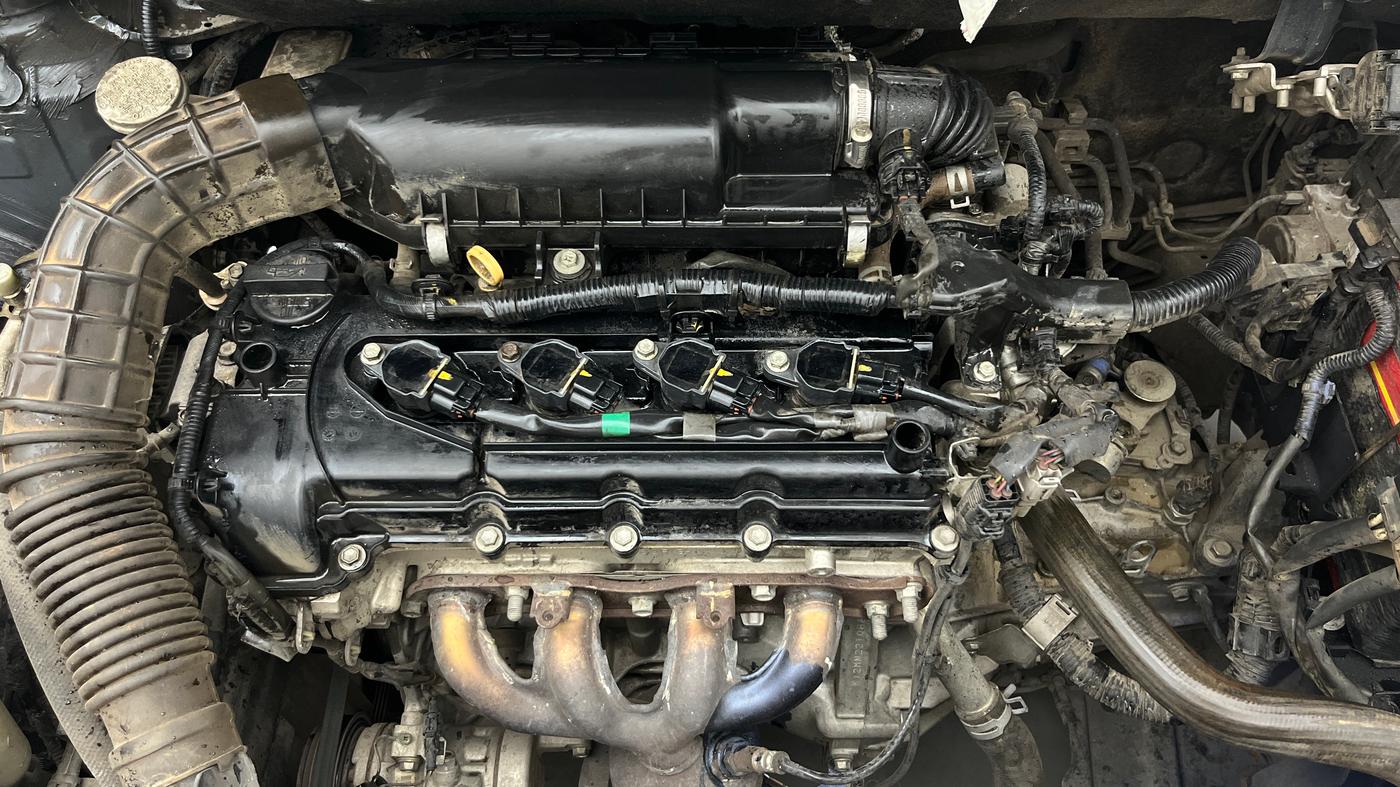 2018 Maruti Dzire ZXI, Petrol, Manual, 80,091 km, Engine View