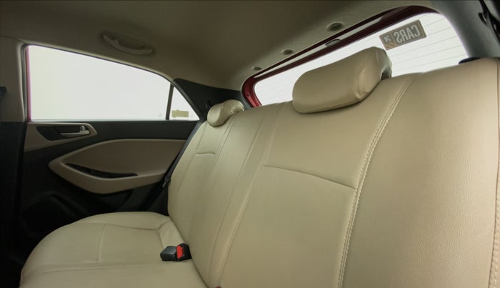 2016 Hyundai Elite i20 ASTA 1.2, Petrol, Manual, 48,640 km, Right Side Rear Door Cabin
