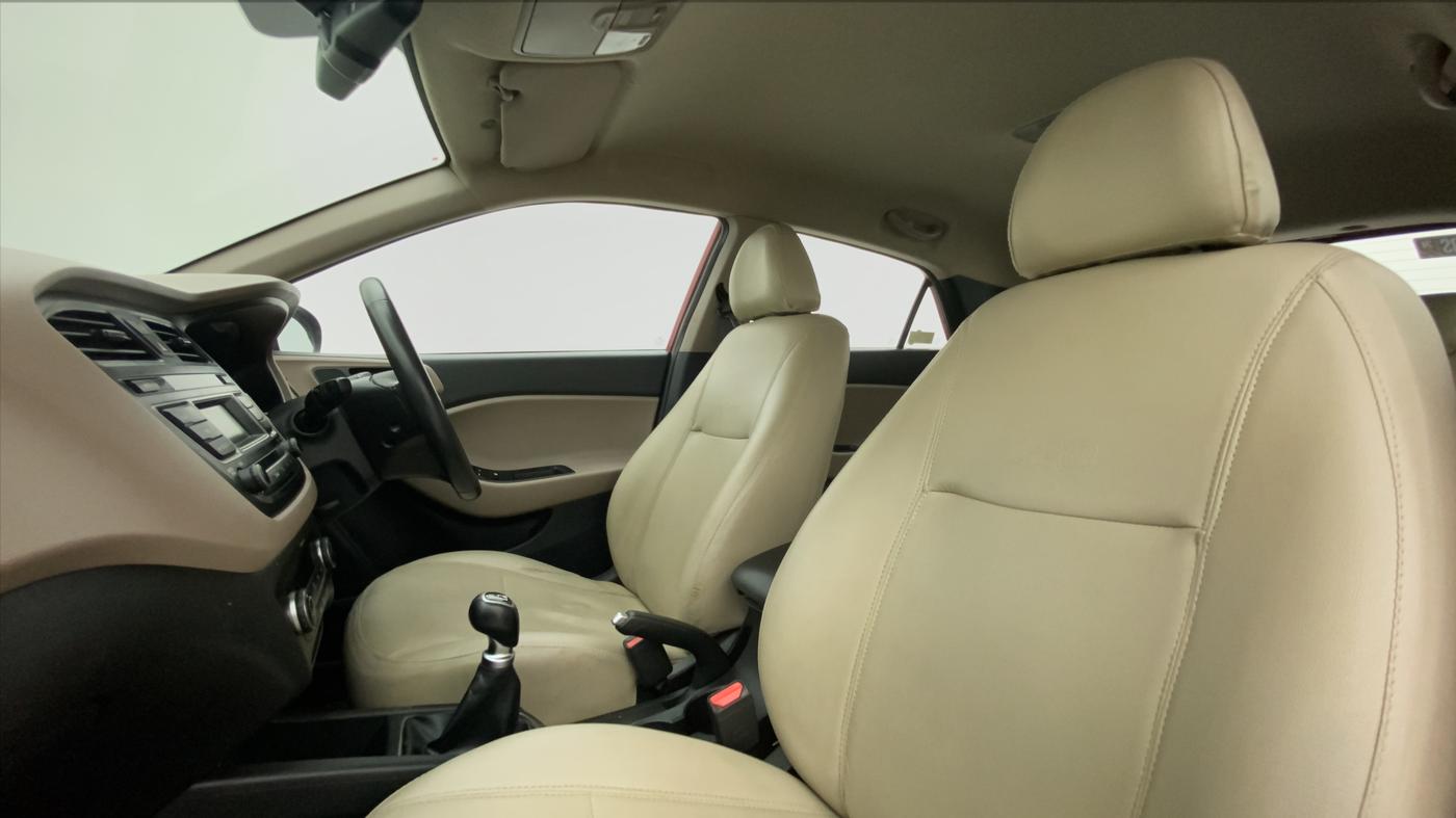 2016 Hyundai Elite i20 ASTA 1.2, Petrol, Manual, 48,640 km, Right Side Front Door Cabin