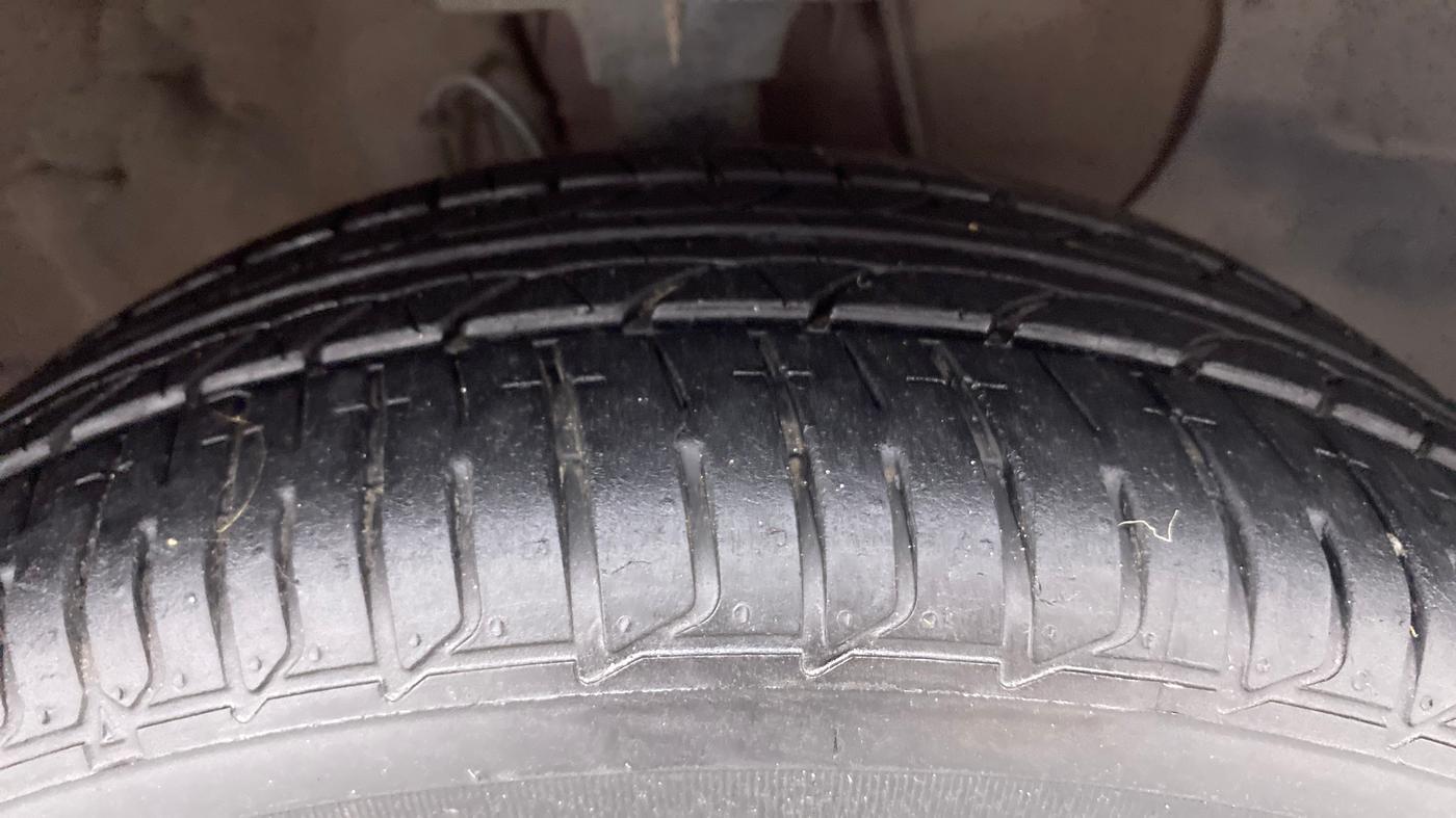 2016 Hyundai Elite i20 ASTA 1.2, Petrol, Manual, 48,640 km, Right Front Tyre Tread