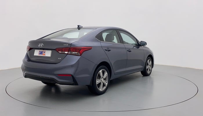 2017 Hyundai Verna 1.6 CRDI SX + AT, Diesel, Automatic, 90,401 km, Right Back Diagonal