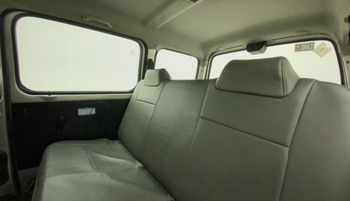 2022 Maruti Eeco 5 STR AC CNG (O), CNG, Manual, 30,328 km, Right Side Rear Door Cabin
