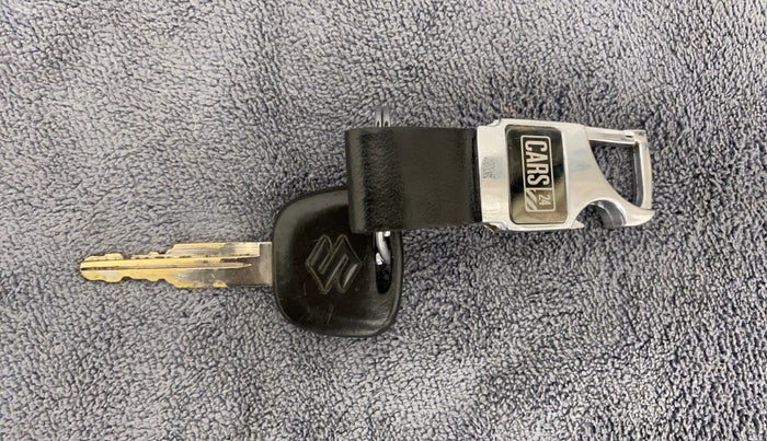 2022 Maruti Eeco 5 STR AC CNG (O), CNG, Manual, 30,328 km, Key Close Up