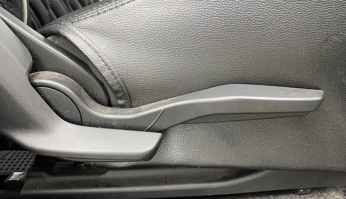 2022 Maruti Swift VXI AMT, Petrol, Automatic, 39,660 km, Driver Side Adjustment Panel