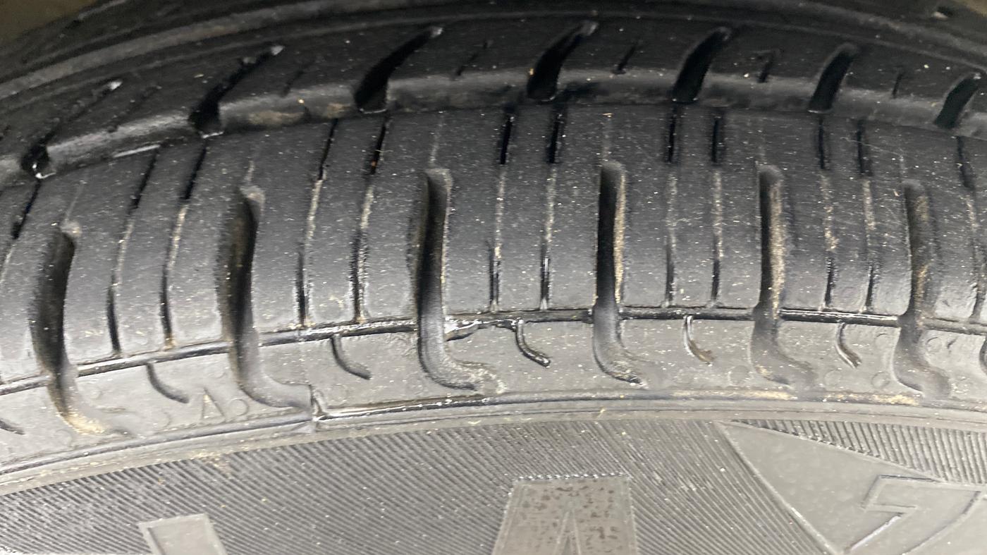 2021 Hyundai NEW SANTRO MAGNA, Petrol, Manual, 23,498 km, Right Front Tyre Tread