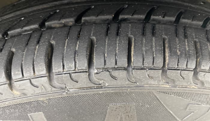 2021 Hyundai NEW SANTRO MAGNA, Petrol, Manual, 23,498 km, Right Front Tyre Tread