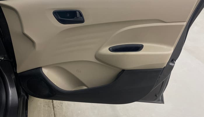 2021 Hyundai NEW SANTRO MAGNA, Petrol, Manual, 23,498 km, Driver Side Door Panels Control