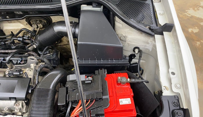 2016 Volkswagen Ameo COMFORTLINE 1.2L, Petrol, Manual, 59,217 km, Engine View - Left