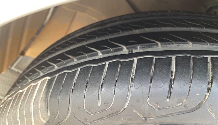 2013 Honda City 1.5L I-VTEC V MT, Petrol, Manual, 81,944 km, Left Front Tyre Tread