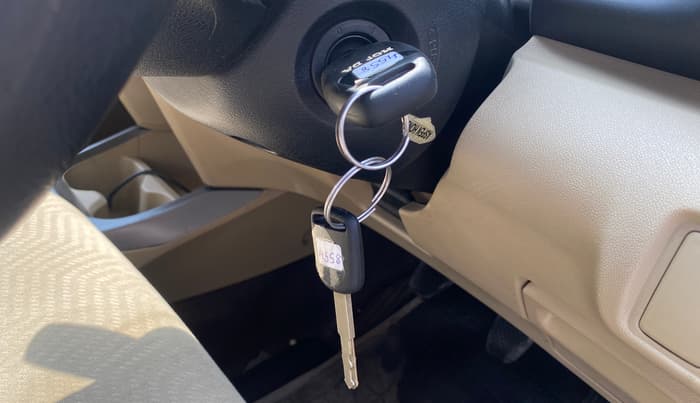 2013 Honda City 1.5L I-VTEC V MT, Petrol, Manual, 81,944 km, Keyless Start/ Stop Button