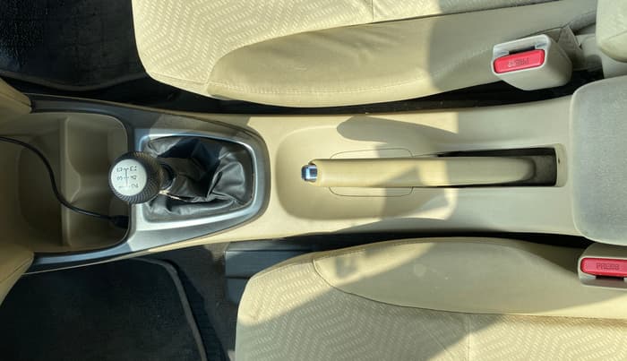 2013 Honda City 1.5L I-VTEC V MT, Petrol, Manual, 81,944 km, Gear Lever
