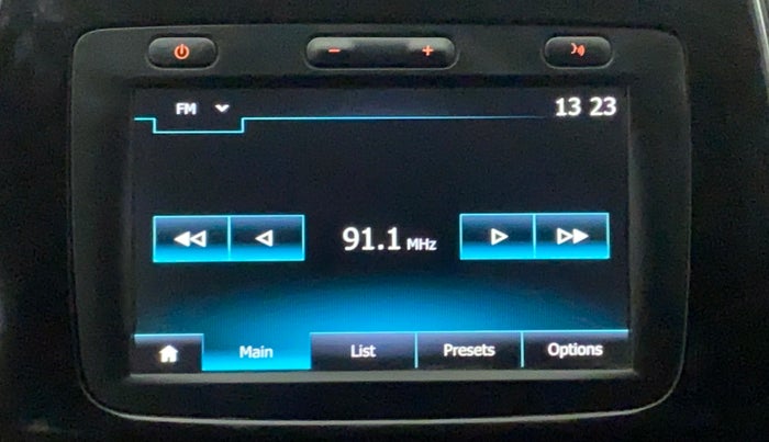 2019 Renault Kwid RXT 1.0 AMT, Petrol, Automatic, 19,408 km, Infotainment System