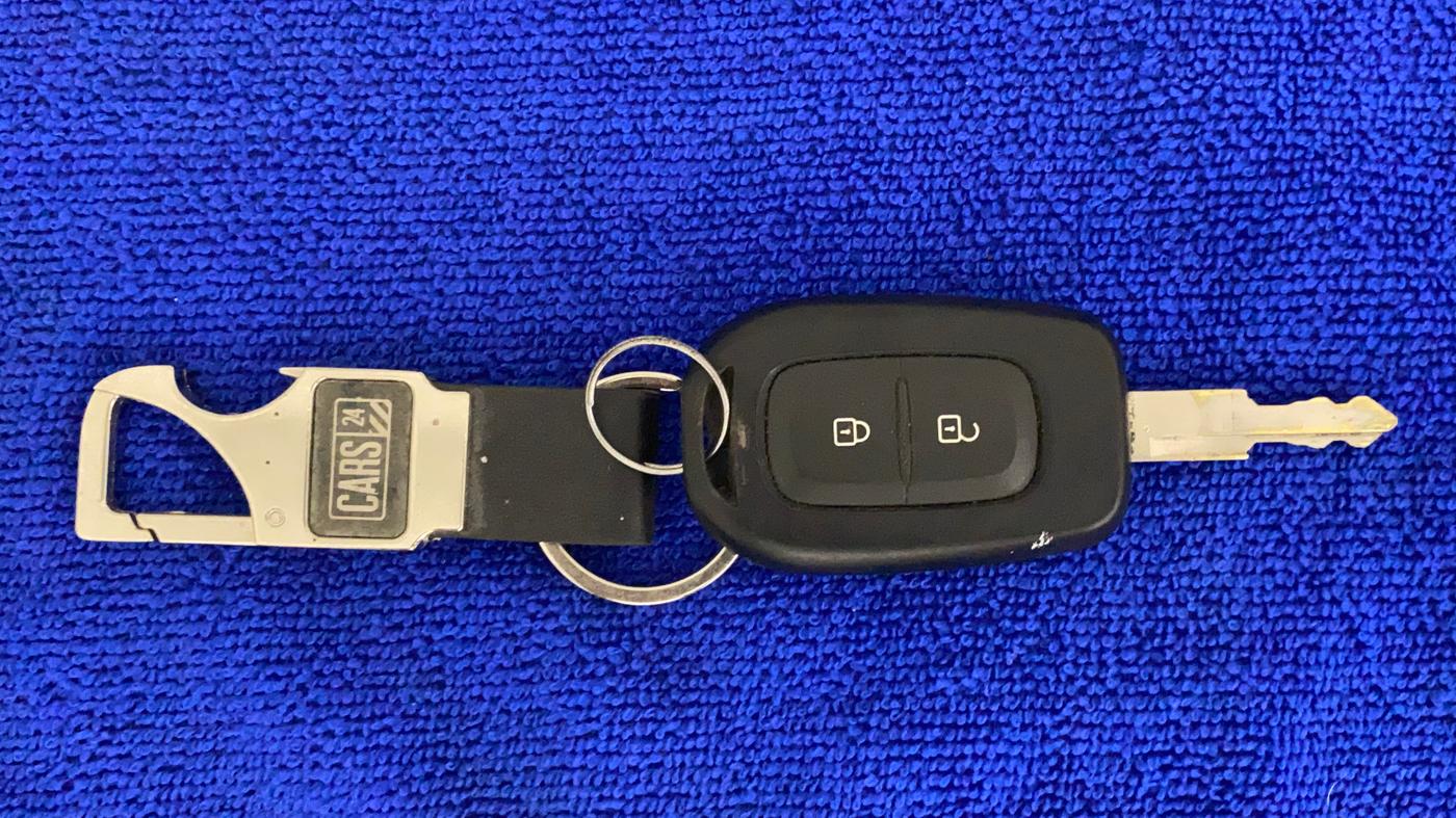 2019 Renault Kwid RXT 1.0 AMT, Petrol, Automatic, 19,408 km, Key Close Up