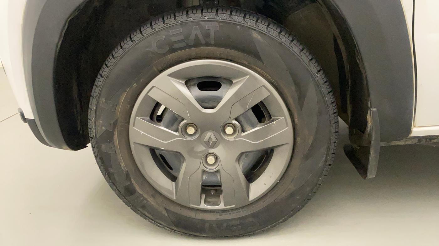 2019 Renault Kwid RXT 1.0 AMT, Petrol, Automatic, 19,408 km, Left Front Wheel