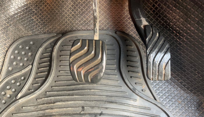 2017 Renault Kwid RXL 1.0 AMT, Petrol, Automatic, 55,504 km, Pedals