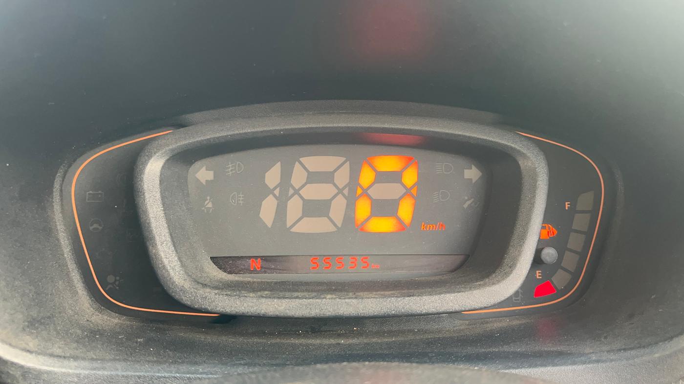 2017 Renault Kwid RXL 1.0 AMT, Petrol, Automatic, 55,564 km, Odometer Image