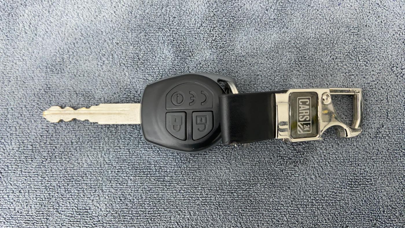 2010 Maruti Ritz VXI GENUS, Petrol, Manual, 97,210 km, Key Close Up