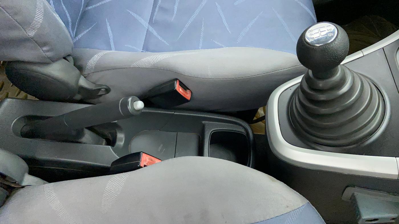 2010 Maruti Ritz VXI GENUS, Petrol, Manual, 97,210 km, Gear Lever
