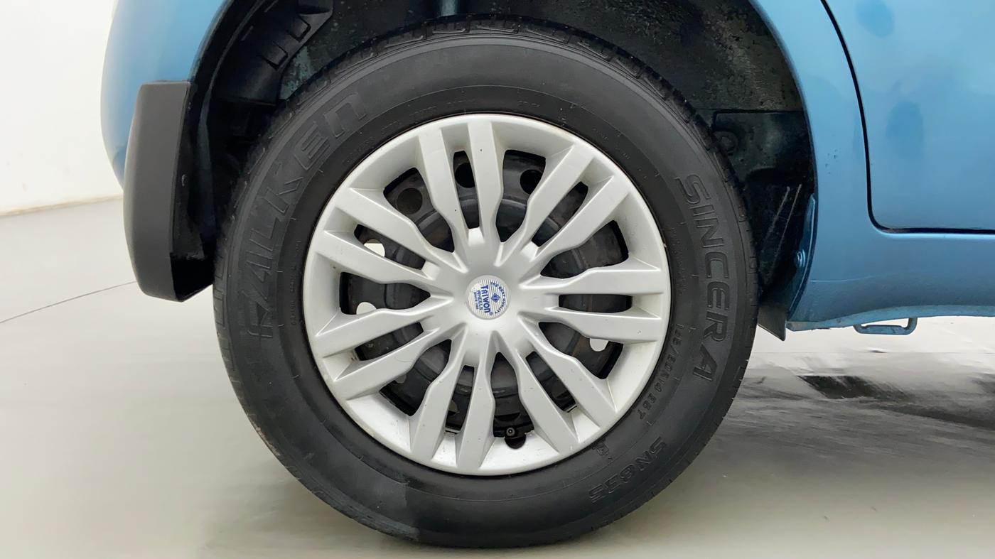 2010 Maruti Ritz VXI GENUS, Petrol, Manual, 97,210 km, Right Rear Wheel