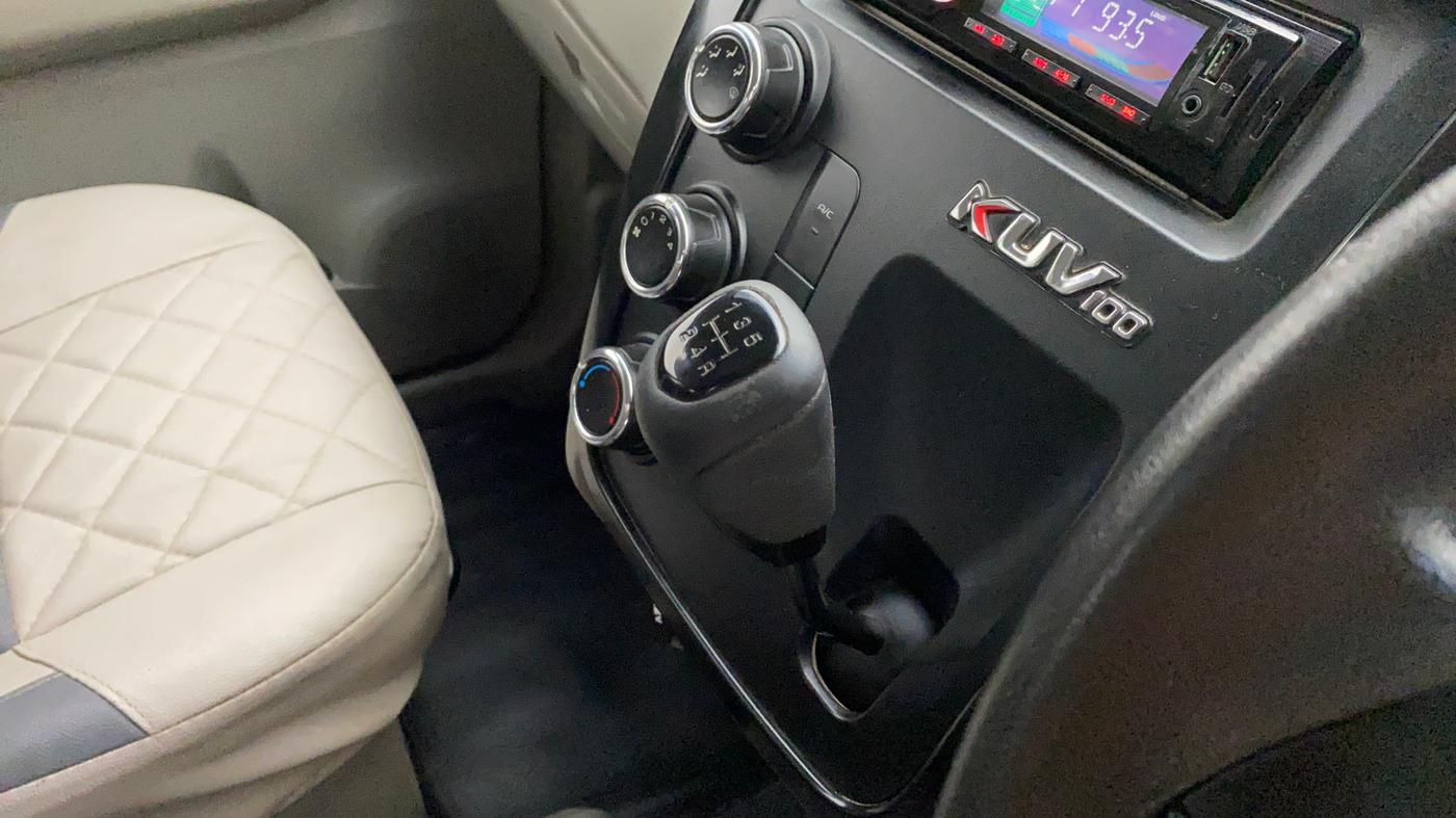 2016 Mahindra Kuv100 K4 D 5 STR, Diesel, Manual, 39,327 km, Gear Lever